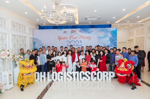 Múa lân khai xuân Vận Tải Hùng Dương