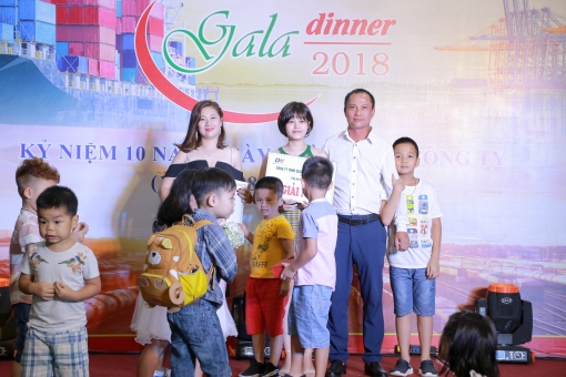 Gala Dinner kỷ niệm thành lập Hùng Dương
